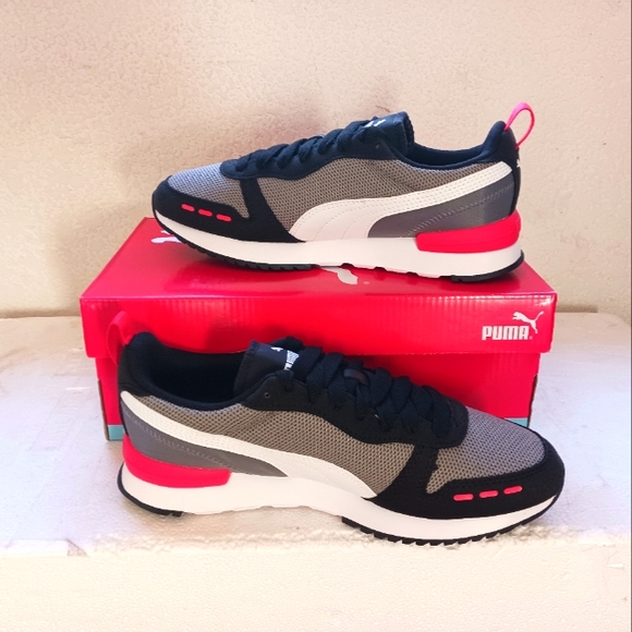 Puma - Picture 4 of 4